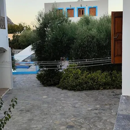 Stefanos Gerakios Apartment's By Climbinghouse 아파트 *