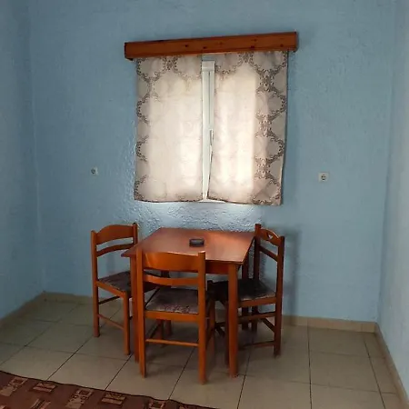 Stefanos Gerakios Apartment's By Climbinghouse 아파트 *