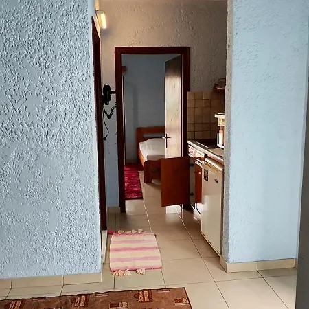 Stefanos Gerakios Apartment's By Climbinghouse *