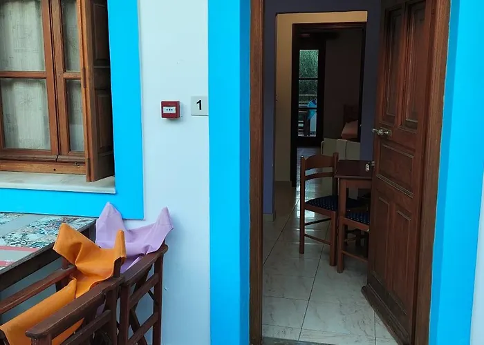 Stefanos Gerakios Apartment's By Climbinghouse *