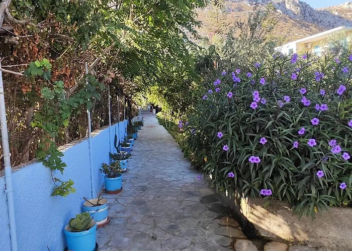 Stefanos Gerakios Apartment's By Climbinghouse Panormos (Kalymnos)